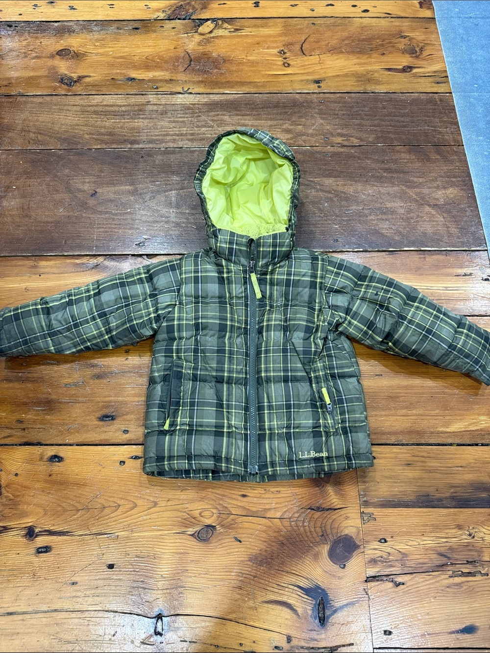 L.L. Bean Green Plaid Kids Hooded Puffer with Lime Accents Size 4T